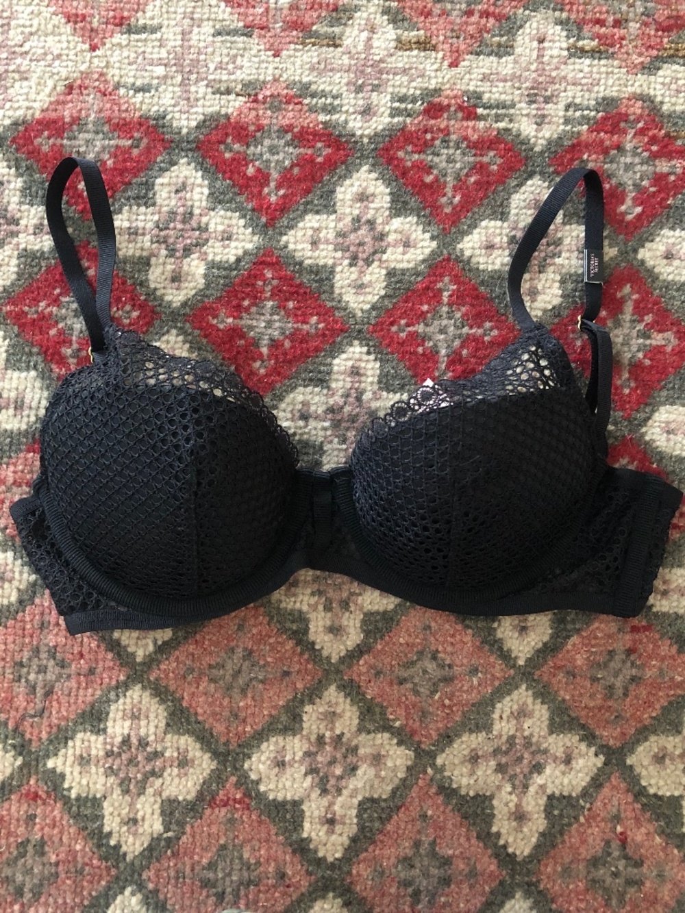 NWT Victorias Secret Black Mesh Fishnet Push Up Bra 34C